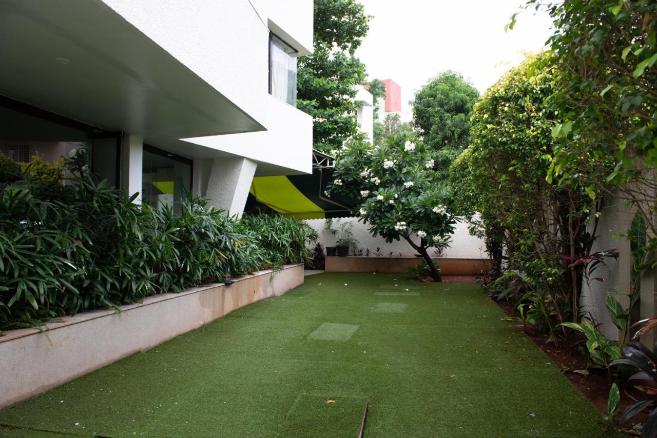 Monarch Montvert Pune Exterior foto
